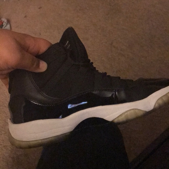 Jordan 11 space jams size 5 - Picture 4 of 5